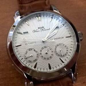 【貨物輸送無料】ウオッチ メンズジュエルシルバージュシオンモデルウォッチ mens 20 jewel automatic vaan konrad calendarium watch silver excession model