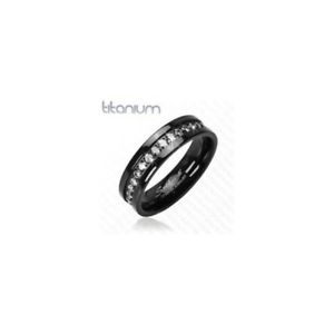 【送料無料】アクセサリー　ネックレスチタンリングanillo titanio resistente negro varios gemas
