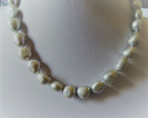 【送料無料】アクセサリー　ネックレス　コリアーデcollier de perles de culture baroques gris perle
