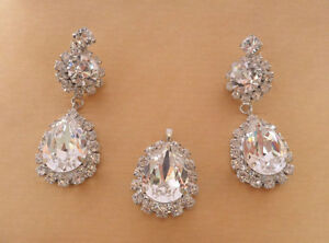 【送料無料】アクセサリー　ネックレス　glitzy, realizzato con chiare swarovski elemento cristallo a goccia ciondolo amp; orecchini
