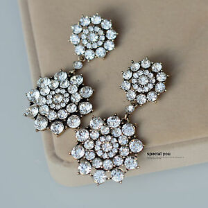 【送料無料】アクセサリー　ネックレス　メッキピンイヤリングクリスタルフローラルバロックorecchini a perno dorato mi lungo cristallo floreale brillante barocco