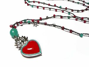 【送料無料】アクセサリー　ネックレス　ビーズグリーンネックレスcollana rosario con ciondolo cuore sacro rosso, perline rosse e verde acqua 29,800円