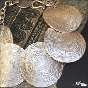 【送料無料】アクセサリー　ネックレス　ブレスレットシックアルジェントマットジプシーシルバーブレスレットbracelet ethnique chic volta finition argent mat ethnic gypsy silver bracelet