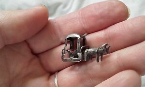 【送料無料】アクセサリー　ネックレス　ユニークマイクロトーンハンドメイドトナカイスライドunique ooak antico arte ingenuo fascino, microtone fatto a mano renne amp; slitta