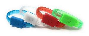 【送料無料】アクセサリー　ネックレス　カラーカフハードパーティパーティバッググロー4 a 96 led light up glow colore lampeggianti bracciale disco party party bag