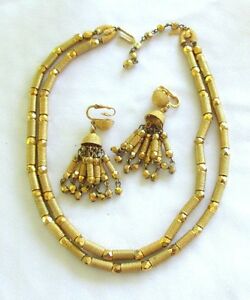 【送料無料】アクセサリー　ネックレス　ビンテージクラウンネックレスペンダントイヤリングvintage corona trifari collana con pendenti clipon orecchini 21,158円