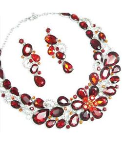 【送料無料】アクセサリー　ネックレス　ネックレスイヤリングcristallo rosso donna parure collana e orecchini placcato argento vacanze ordini