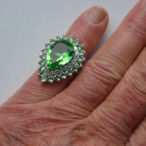 【送料無料】アクセサリー　ネックレス　ガーネットドロップシルバーリングサイズbellissimo verde goccia granato tsavorite anello dargento 9 g 3 x 25 cm ampio taglia m