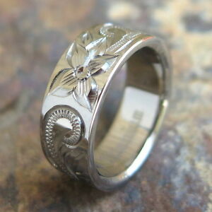 【送料無料】アクセサリー　ネックレス　ハワイアンチタンプルメリアスクロールリングtitanio hawaiano plumeria fiore scorrere inciso anello di matrimonio 8mm tir1011