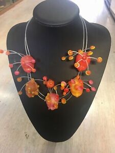 【送料無料】アクセサリー　ネックレス　スプートニクエイリアンヘッドプラスチックネックレススペースハンドメイドsputnik bambole testa alieno dichiarazione collana kitsch spazio in plastica 90s fatti
