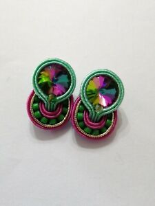 【送料無料】アクセサリー　ネックレス　イヤリングシルバーピンorecchini soutache da lobo con cristalli e perni in argento 925
