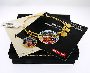 【送料無料】アクセサリー　ネックレス　アレックスペンダントブレスレットゴールドラベルnuovo con etichetta alex and ani pupazzo man ciondolo bracciale lucido oro
