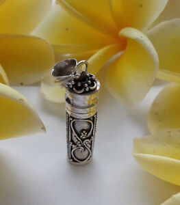 【送料無料】アクセサリー　ネックレス　クリエイションアルジェントagnes creations pendentif mixte poison boite a secret a priere en argent