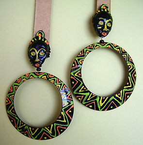 【送料無料】アクセサリー　ネックレス　クリップアフリカ1630 grandes boucles doreille clips africa metal peint