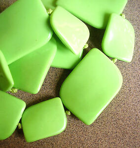 【送料無料】アクセサリー　ネックレス　コリアj96bis collier sautoir en plastique
