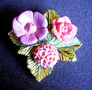 【送料無料】アクセサリー　ネックレス　474 broche signee fvolle fleurs resine