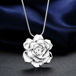 【貨物輸送無料】付属物 頸飾り コリアーアルジェントヌフcollier pendentif fleur argent 925 et chaine maille serpent * neuf * ジュエリー・アクセサリー-ネックレス・ペンダント