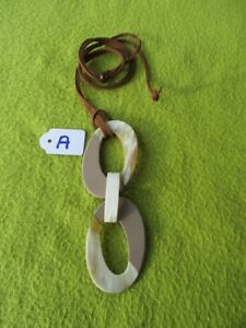 【貨物輸送無料】付属物 頸飾り ストラップペンダントciondolo インチ corno di bufalo con cinturino, parzialmente laccati, fatti a mano  13045 男女兼用アクセサリー-ジュエリー・アクセサリー-ネックレス・ペンダント