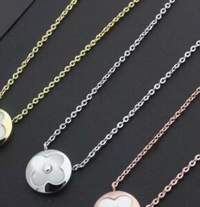 【貨物輸送無料】付属物 頸飾り カラーブロッサムモノグラムチェーンネックレスブロガーシルバーcolour blossom monogram idylle collana catena lusso blogger argento nuovo 男女兼用アクセサリー-ジュエリー・アクセサリー