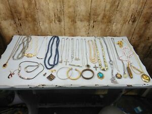 【貨物輸送無料】付属物 頸飾り バッチビンテージlotto bigiotteria alcuni dei quali  vintage, dai unocchiata alle foto ネックレス・ペンダント-男女兼用アクセサリー-ジュエリー・アクセサリー