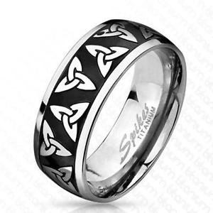 【貨物輸送無料】付属品 首飾り リングブラックチタンセルティックaf anello titanio nero 8 粍 larghezza celtico trinittsknoten 60 19 66 21