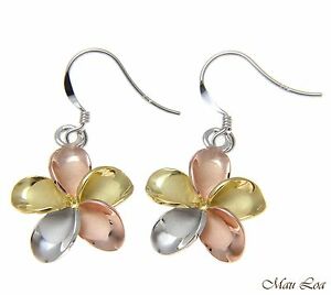 【送料無料】アクセサリー　ネックレス　シルバーハワイアンフックプルメリアイヤリングargento 925 tre colori placcato hawaiano plumeria orecchini con gancetto senza｜hokushin 14,024円