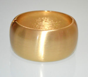 【送料無料】アクセサリー　ネックレス　ブレスレットスレーブサテンbracciale rigido oro dorato satinato donna a schiava ovale metallo party a39
