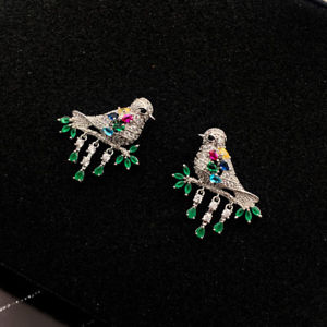 【送料無料】アクセサリー　ネックレス　マルチカラーヴェールエムロードboucles doreilles petit oiseau multicolore vert emeraude plaqu or cz g6 81