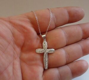 【送料無料】アクセサリー　ネックレス　シルバーネックレスホワイトゴールドクロスペンダントアクセント18kt bianco oro sopra argento sterling 925 collana con croce ciondolo accenti