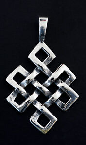 【送料無料】アクセサリー　ネックレス　チベットシルバーペンダントノードciondolo tibetano nodo infinito senza sottile buddista argento 925 35g 25406