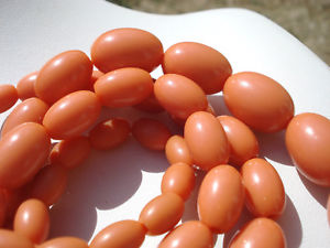 【送料無料】アクセサリー　ネックレス　ボーシュートベークライトbeau collier sautoir en chutebakelite ou autrecouleur saumon