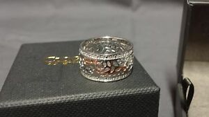 【送料無料】ネックレス ウェールズシルバーローズゴールドロイヤルローズリングサイズ¥ welsh clogau silver amp; rose gold royal roses ring size l rrp 139