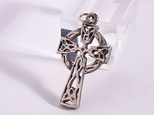 【送料無料】ネックレス　イエローゴールドケルトクロスペンダントセンチlovely 9ct yellow gold celtic cross pendant 41 cm tall