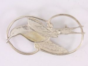 【送料無料】ネックレス　ブローチシルバースターリングビンテージswallow bird brooch shetland silver sterling vintage 925 51g bt73
