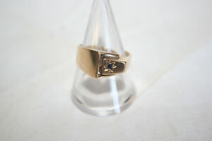 【送料無料】ネックレス　ゴールドサファイアリングサイズグラム9ct gold and sapphire ring size o12 34 grams