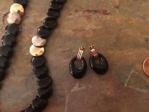 【送料無料】ネックレス　ｋｔイエローゴールドイヤリングオニキスイヤリング14kt yellow gold earrings w onyx gemstone earrings oval hooplet shape
