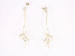 【送料無料】ネックレス　レディースドロップイヤリングladies drop earrings sterling silver stunning 925 46g bs5