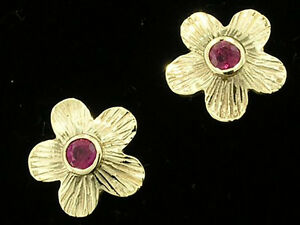 【送料無料】ネックレス　レトロソリッドゴールドルビーイヤリングフラワースタッドe018 retro genuine 9ct solid gold natural ruby blossom earrings flower studs