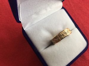 【送料無料】ネックレス　ソリッドゴールドリングデザインサイズグラム9ct solid gold ring star light design size o weight 42 grams