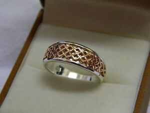【送料無料】ネックレス　シルバーウェールズゴールドウェールズロイヤリティリングサイズclogau silver amp; 9ct welsh gold welsh royalty ring size m rrp 14900｜hokushin