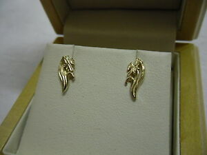 【送料無料】ネックレス　ウェールズラッパスイセンスタッドイヤリングcymru y metel 9ct welsh gold daffodil stud earrings｜hokushin