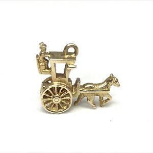 【送料無料】ネックレス　ゴールドキャリッジ9ct gold horsedrawn carriage charm｜hokushin