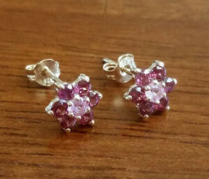 【送料無料】ネックレス　イエローゴールドピンクサファイアスタッドイヤリングe058 genuine 9ct yellow gold natural pink sapphire amp; rhodolite stud earrings
