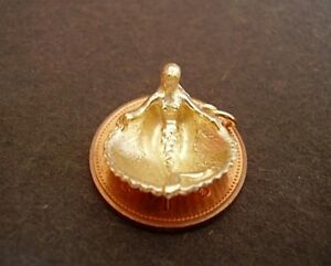【送料無料】ネックレス　beautiful 9ct goldshellmermaidcharm charmsbeautiful 9ct gold mermaid in shell charm charms