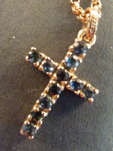 【送料無料】ネックレス　9ct gold sapphire set cross on 9ct chain9ct gold sapphire set cross on 9ct chain｜hokushin