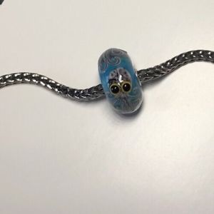 【送料無料】ネックレス　authentic trollbeads jumoタコooakユニークcc htf authentic trollbeads jumo blue opaque octopus ooak unique cc htf