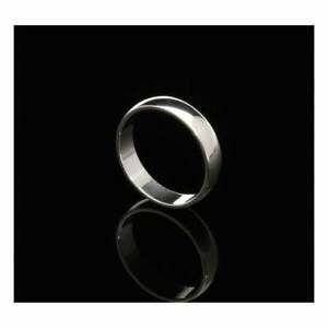 【送料無料】ネックレス　ホワイトゴールド9ct white gold 4mm d shape wedding ring