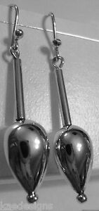 【送料無料】ネックレス　ｋｔホワイトゴールドイヤリングティアドロップkaedesigns genuine 9ct 9kt white gold large tear drop dangle earrings 38,337円