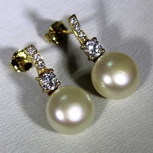 【送料無料】ネックレス　パールcz 18ctイェローゴールドピアスイヤリングgorgeous pearl and cz 18ct yellow gold drop stud earrings