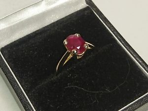 【送料無料】ネックレス　ルビーイエローゴールドリングビルマハンドメイドサイズ134ct ruby 9ct yellow gold ring natural heated burma oval gem handmade size n